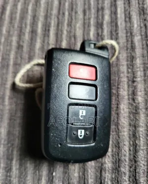 Toyota RAV4 XLE AWD (2.5L 4cyl 6A) 2017 Burgundy