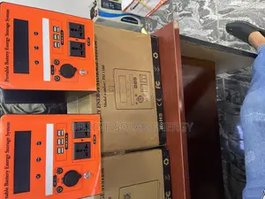 1100w Solar Generator With Solar Panel 300w