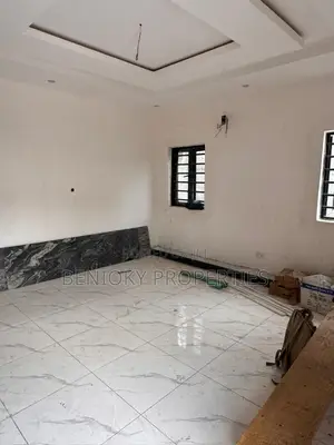 Photo - Furnished 4bdrm Duplex in Anthony Village for sale