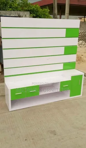 Expertly Crafted 4x5 TV Console