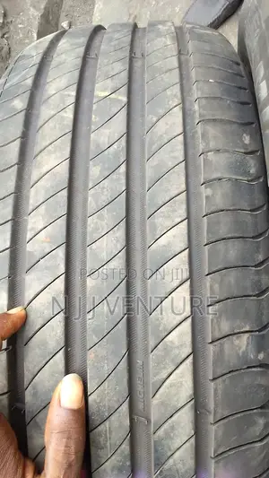 245 60 R20 Tukunbo