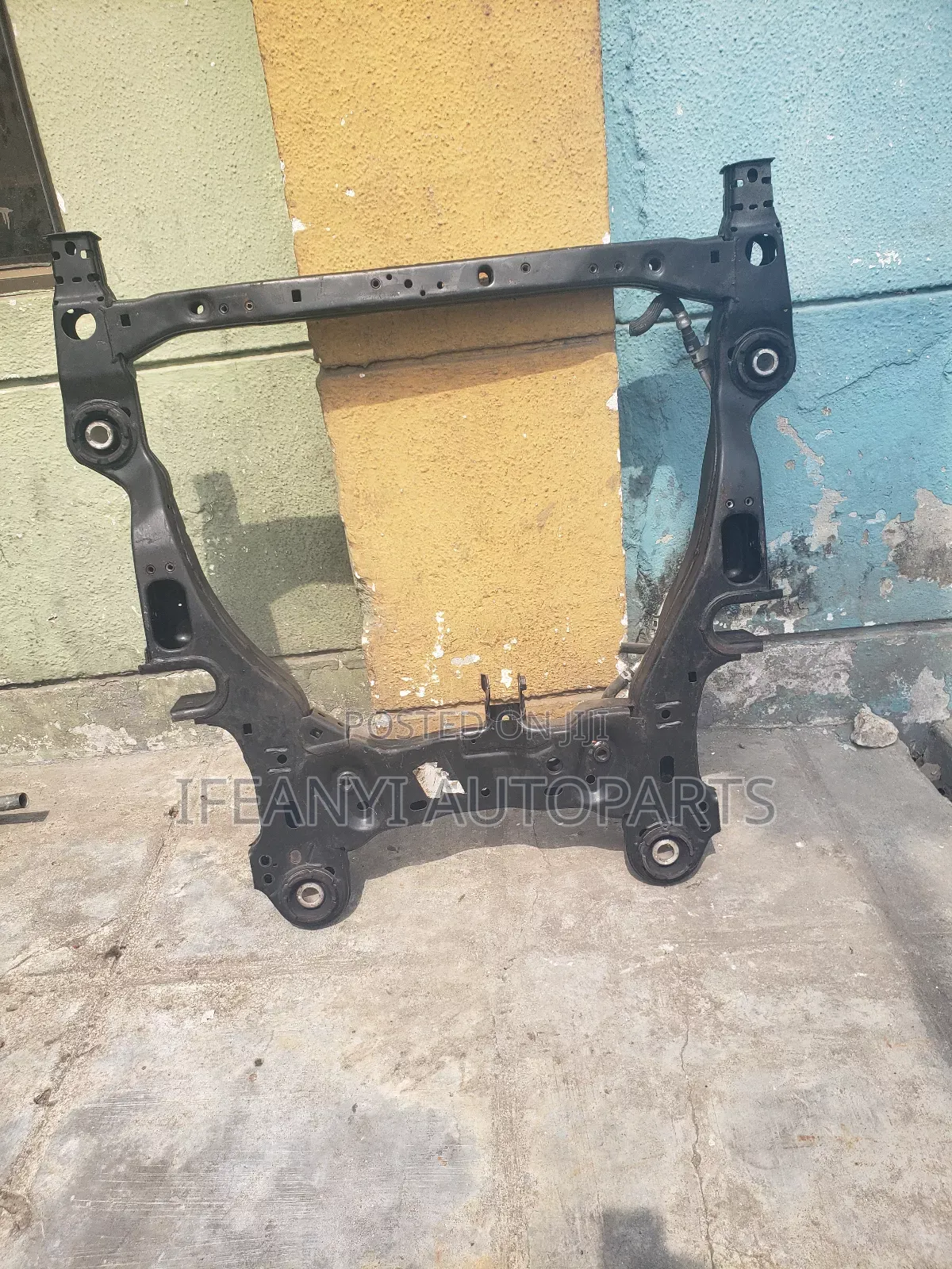 Ford Taurus Front Beam 2013