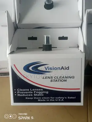 Lens Cleaning Station