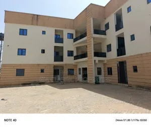 3bdrm Block of Flats in Durumi for sale