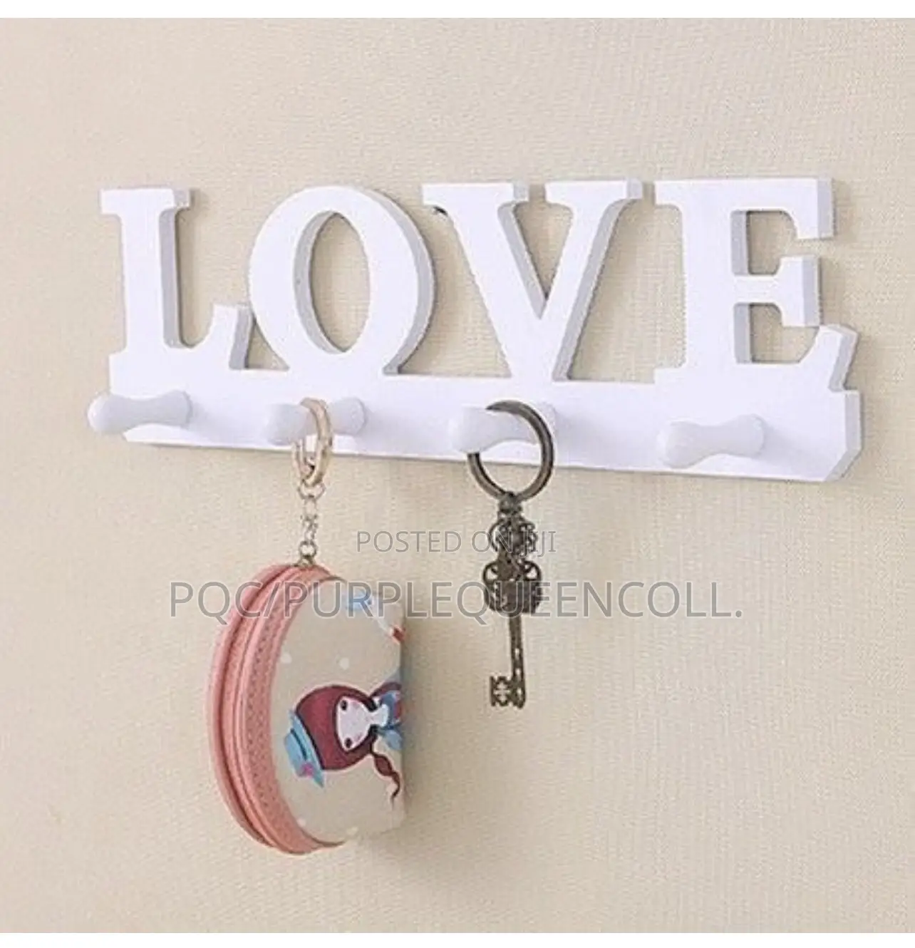 Fancy LOVE Organizer Mount Hanger Rack