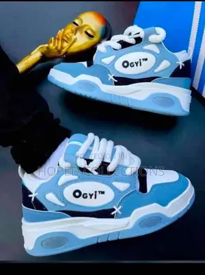Photo - Cute Quality Sneakers