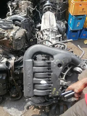 3.5 300c Engine Available