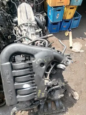 3.5 300c Engine Available