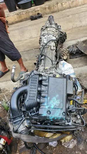 Nissan Pathfinder Engine and Transmission