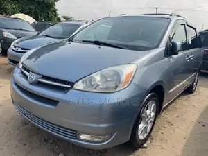 Toyota Sienna XLE 2005 Blue