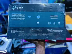 TP-LINK 24-Port 10/100mbps Desktop/Rackmount Switch
