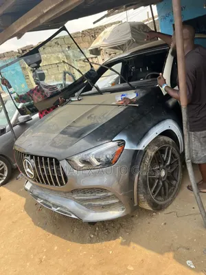 Gle53 2020 Windscreen Installation