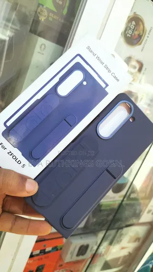 Photo - Samsung Fold Pouch