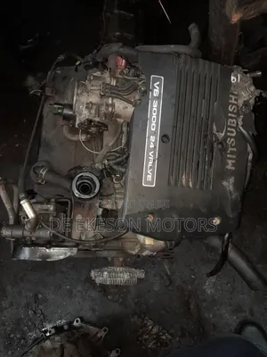Mitsubishi Montero Limited 2003 Complete Engine