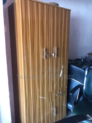 Mini Wardrobe