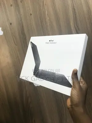 iPad Pro M4 11inch Magic Keyboard