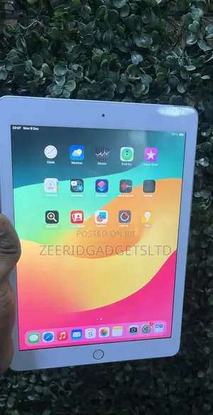 Apple iPad 10.2 (2019) 128 GB Silver