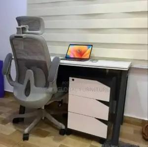Grey Office Chair With Table