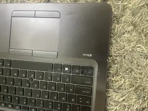 Laptop HP ZBook 15u G4 8GB Intel Core i7 HDD+SSD 500GB