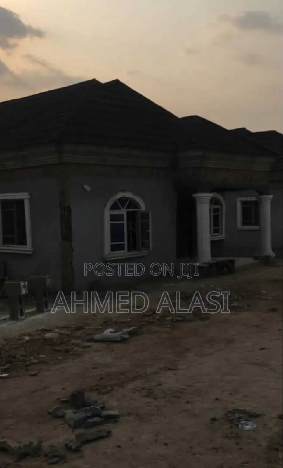 18bdrm Bungalow in Mini Estate, Ado Ekiti for sale
