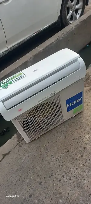 Digital Display 1.5 HP Inverter AC