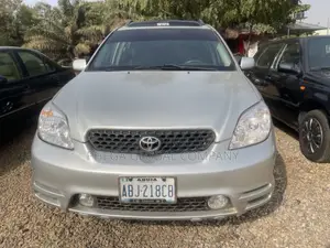 Photo - Toyota Matrix 2004 Silver