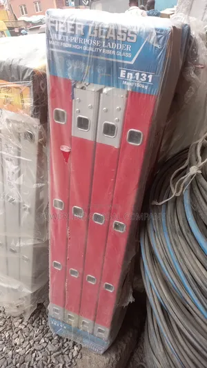 Fiber Glass Ladder 4x4 for Electrical/Construction Companies