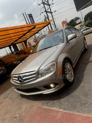 Photo - Mercedes-Benz C300 Sport Sedan RWD (3.0L 6cyl 6M) 2008 Gray