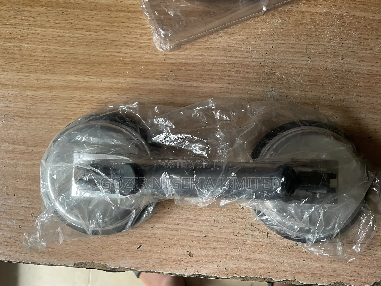 Glass Suction Plates