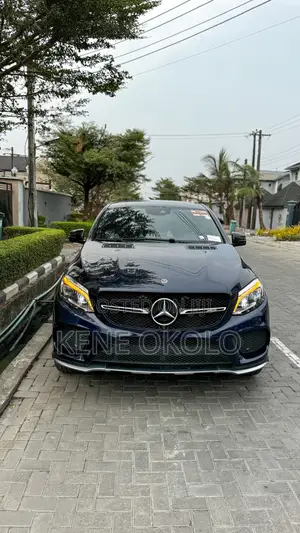 Photo - Mercedes-Benz GLE-Class AMG GLE 43 4MATIC 2017 Blue