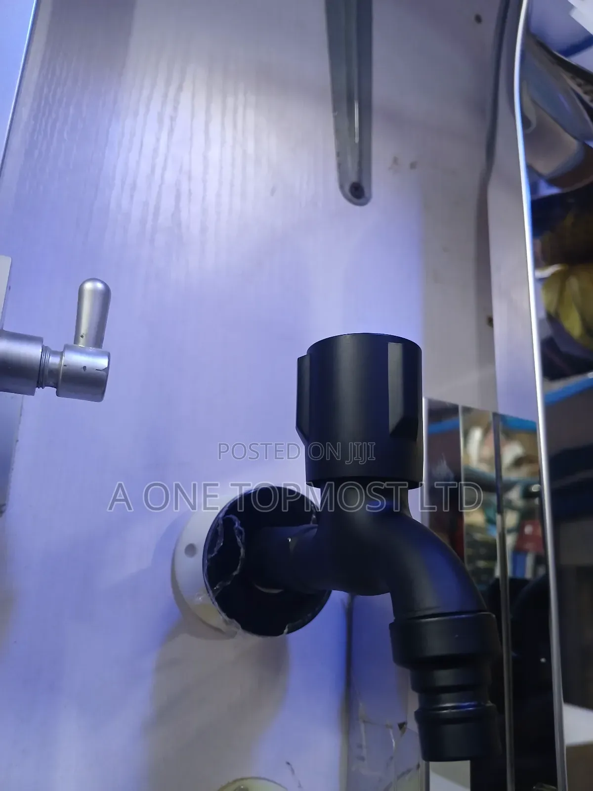 Wall Tap (Bucket)