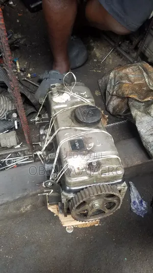 Peugeot Engine Top Cylinder 206 Is Available Seen