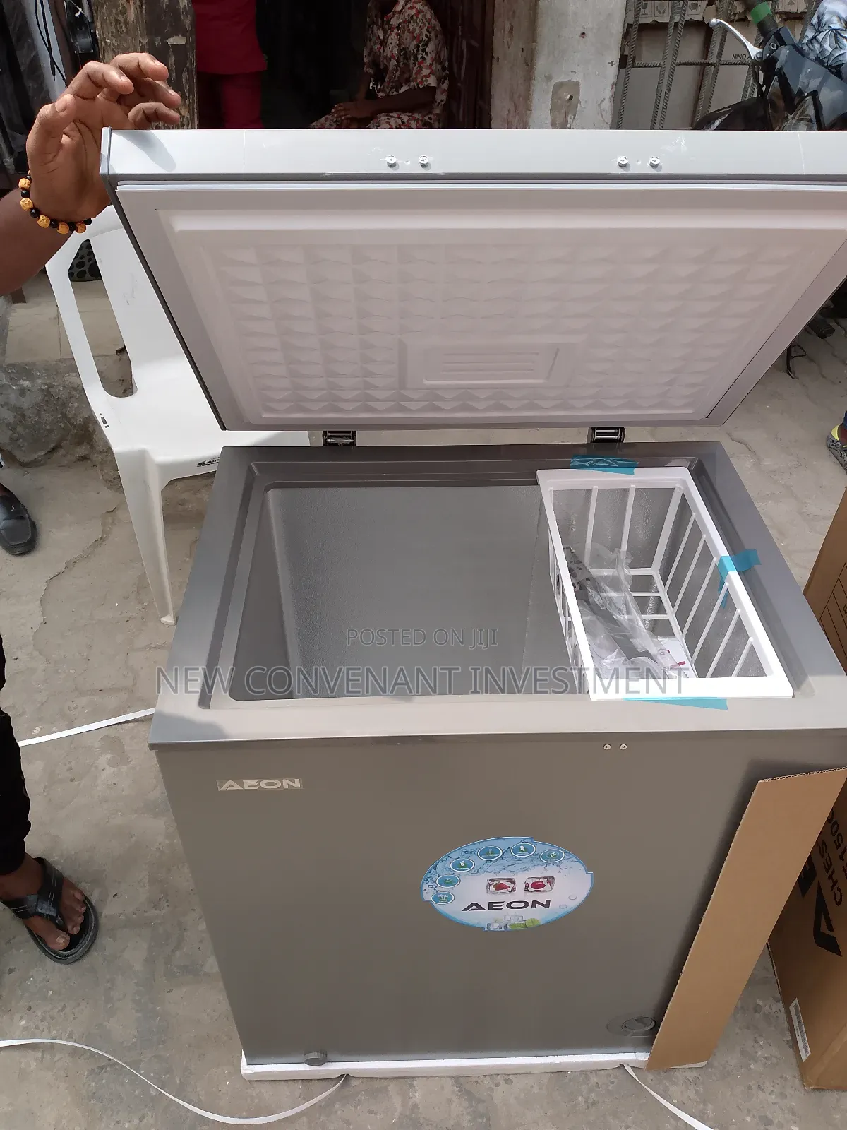 Original AEON Freezer 150liters Model Acf150gk