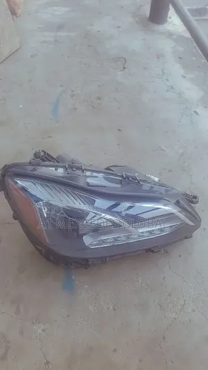 Mercedes-Benz E350 W212 Tokunbo Headlight 2013