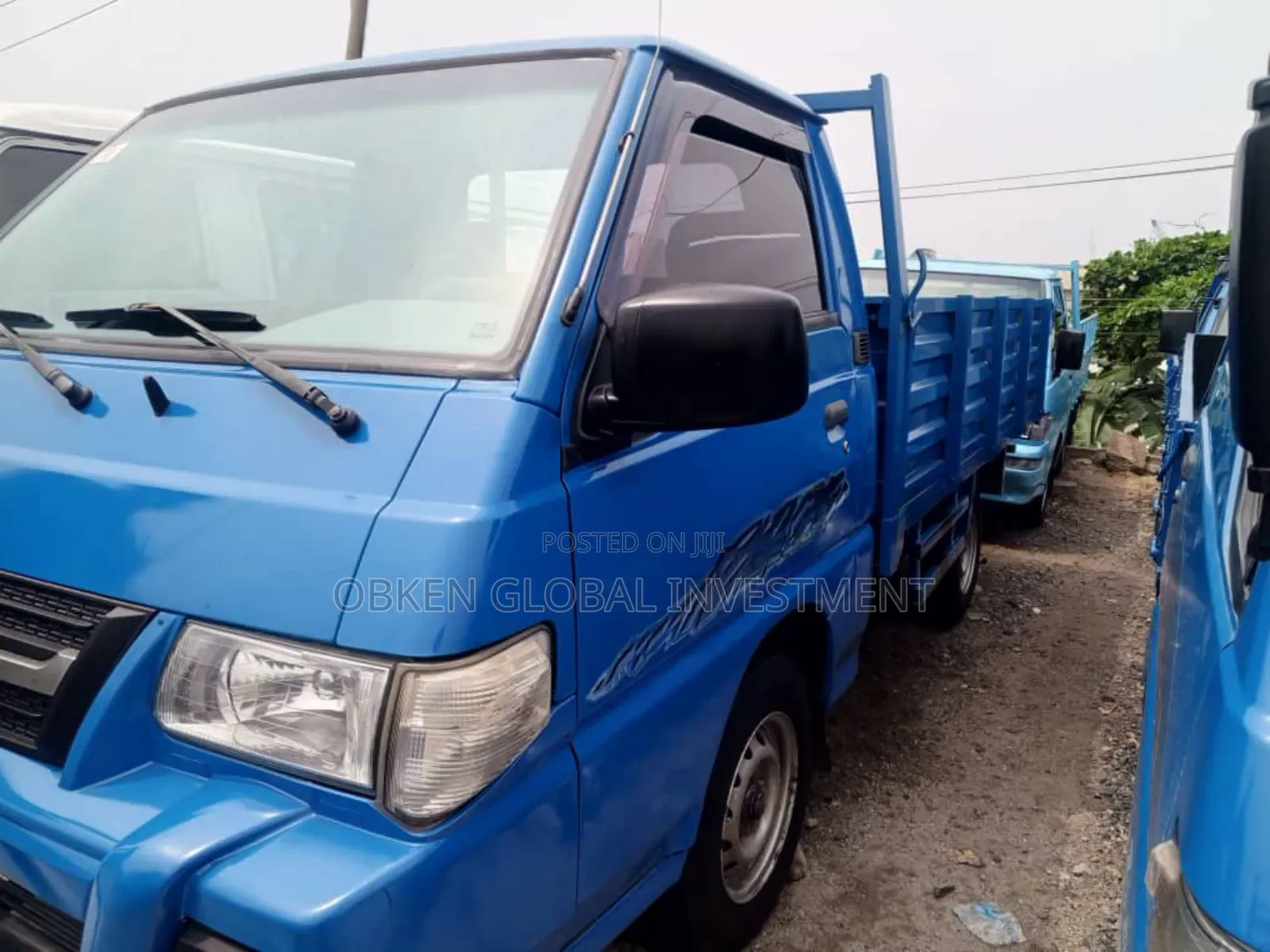 Mitsubishi Delica 2012 Blue