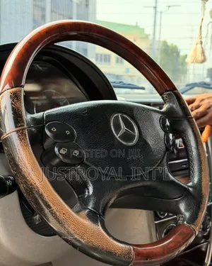 Mercedes-Benz G-Class 2010 White