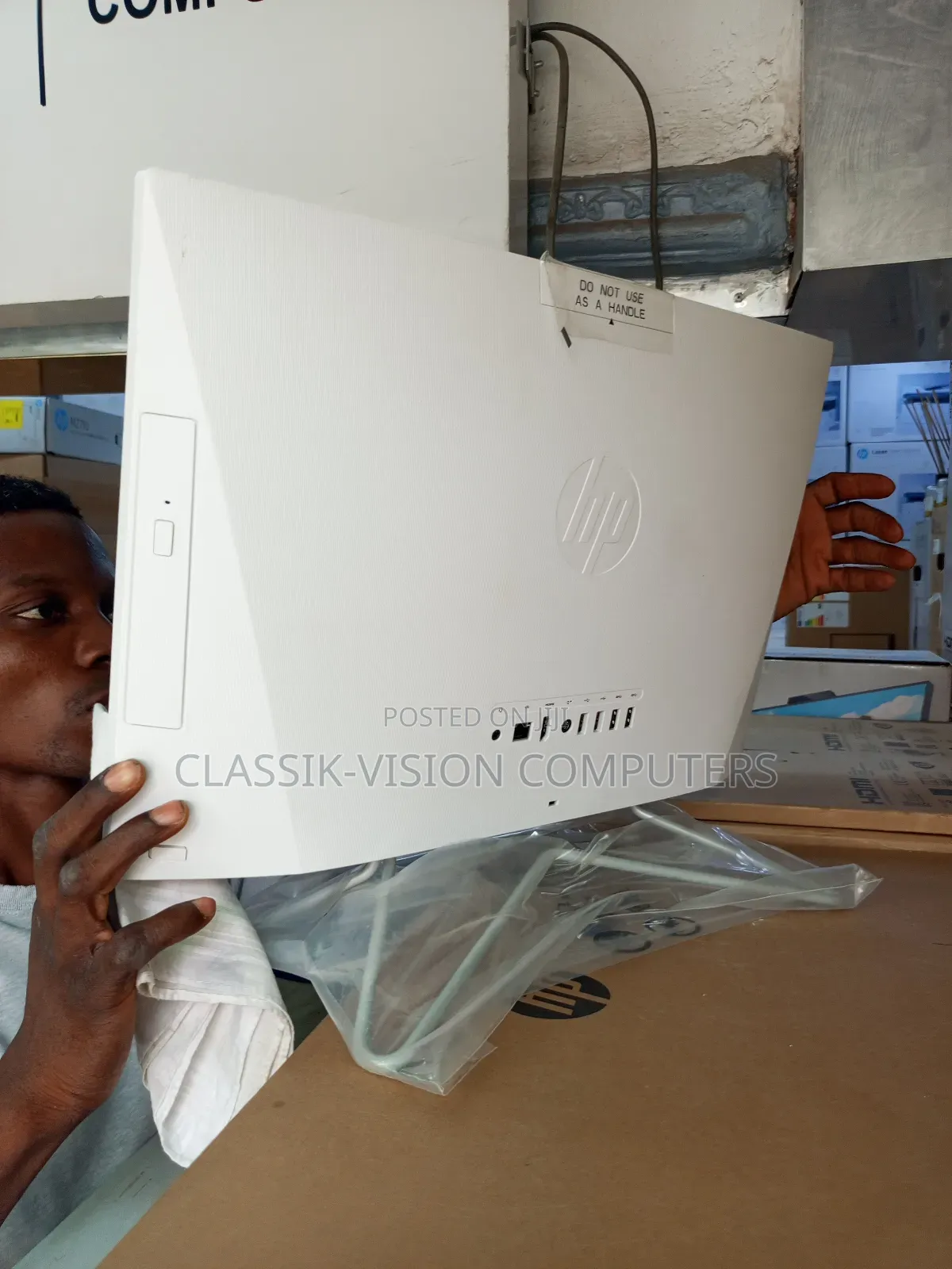 New Desktop Computer HP 200 G4 All-in-One 8GB Intel Core I5 HDD 1T