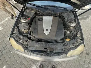 Mercedes-Benz C220 Classic 2007 Brown