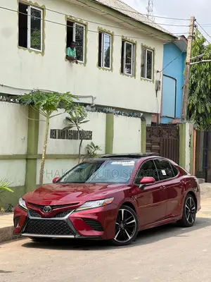 Toyota Camry XSE FWD (2.5L 4cyl 8AM) 2018 Burgundy