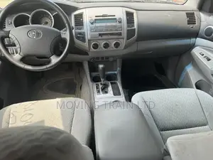 Toyota Tacoma Double Cab V6 2010 Gray