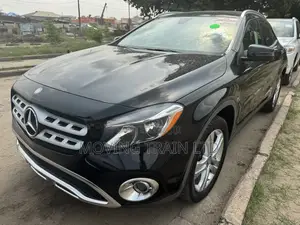 Mercedes-Benz GLA 250 2017 Black