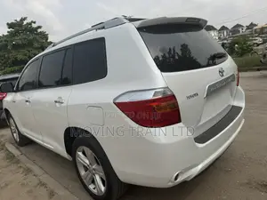 Toyota Highlander Limited 2009 White