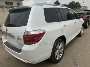 Toyota Highlander Limited 2009 White