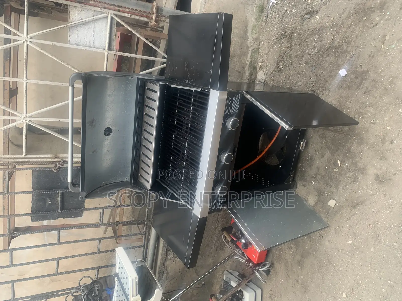 Barbecue Stand
