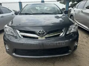 Toyota Corolla 2012 Gray