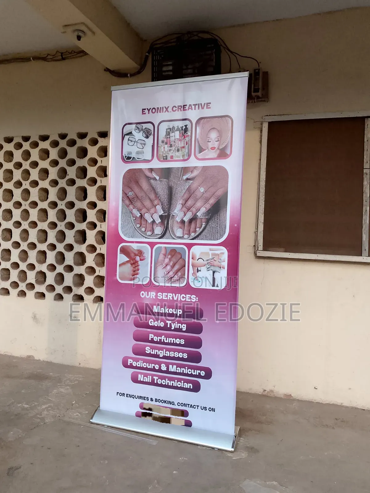 Roll Up Banner (Big Base)