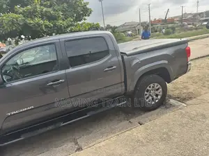 Toyota Tacoma 4dr Double Cab 2016 Gray