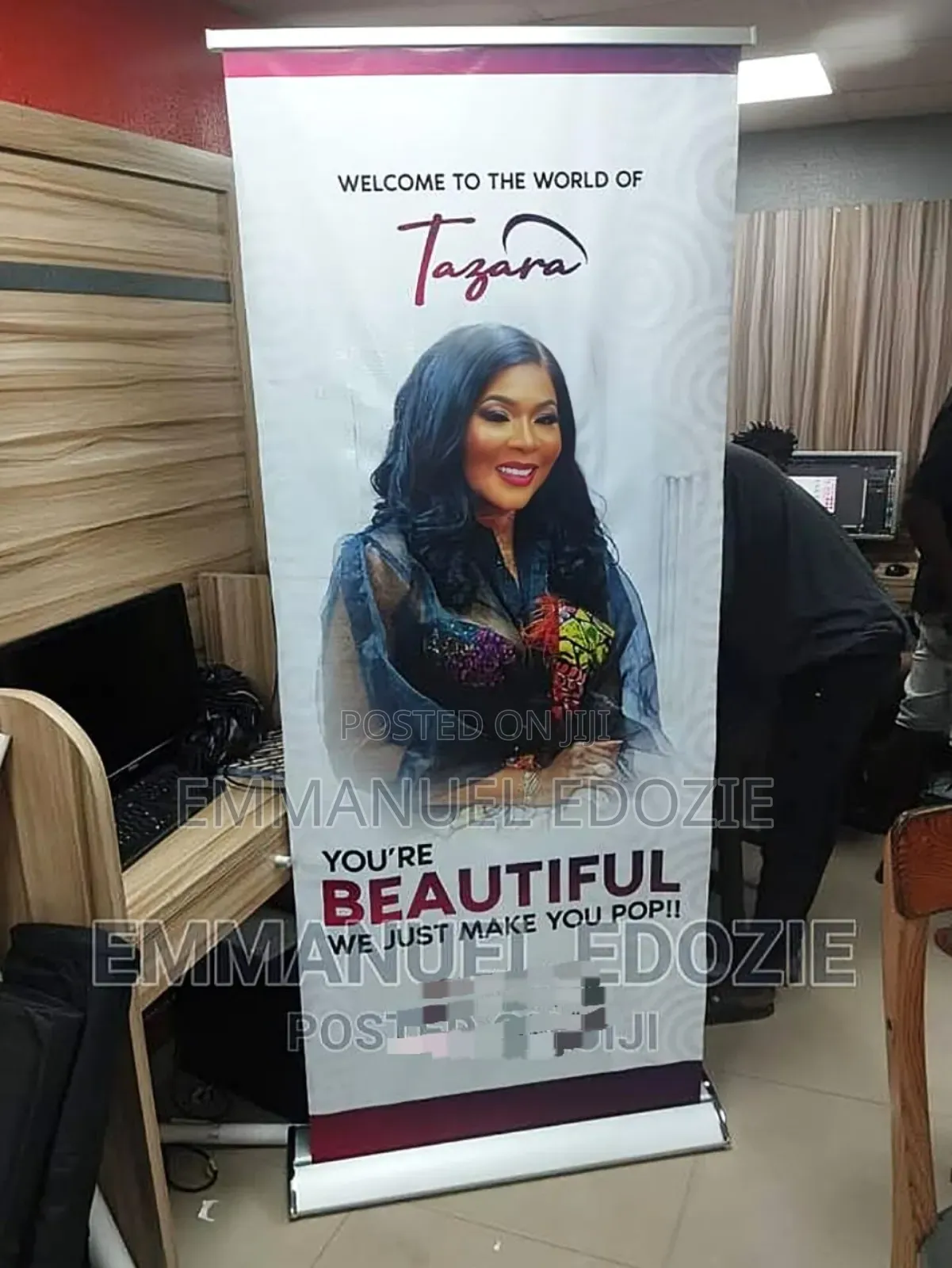 Roll Up Banner (Big Base)