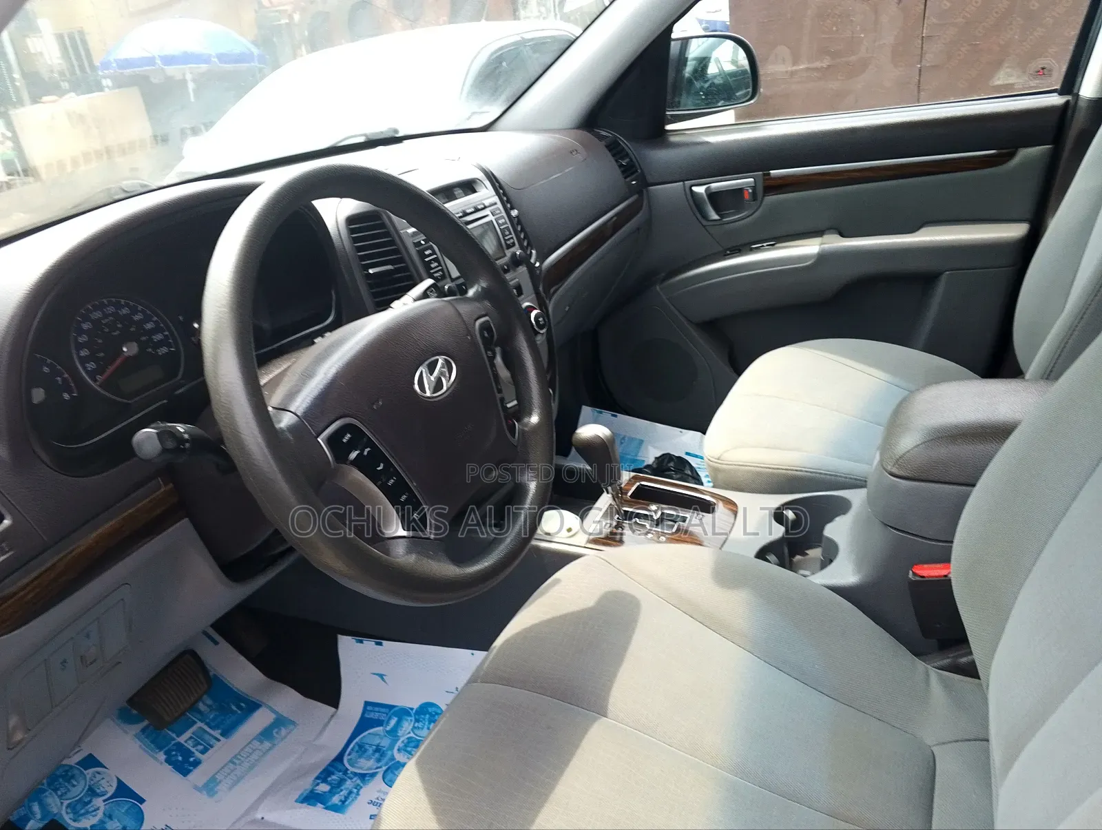 Hyundai Santa Fe 2010 Gray