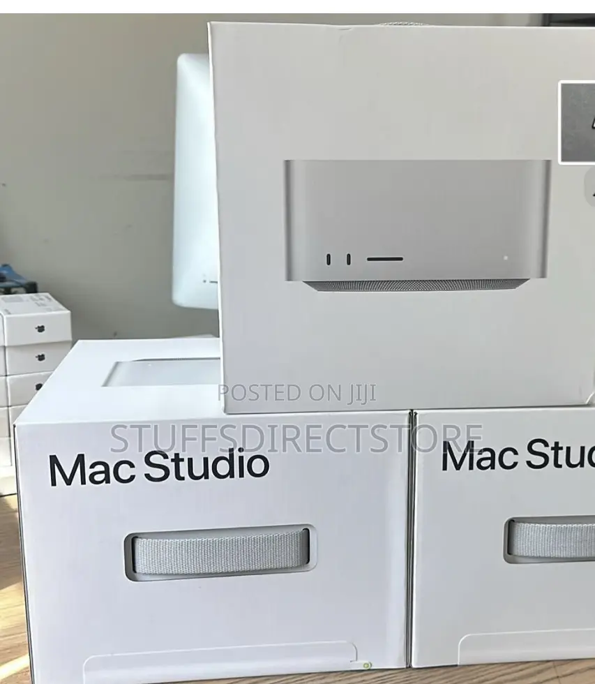 New Desktop Computer Apple Mac Studio M2 Max 32GB SSD 512GB